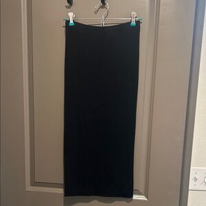 Fitted stretchy pencil skirt